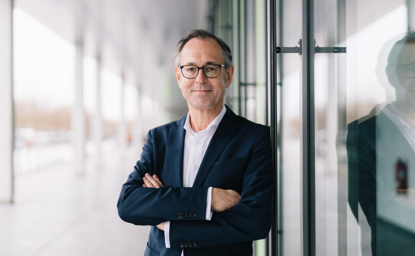 Prof. Dr. Andreas Zick, Direktor des Instituts für interdisziplinäre Konflikt- und Gewaltforschung (IKG) der Universität Bielefeld und Leiter der Konfliktakademie ConflictA. (Foto: Universität Bielefeld)