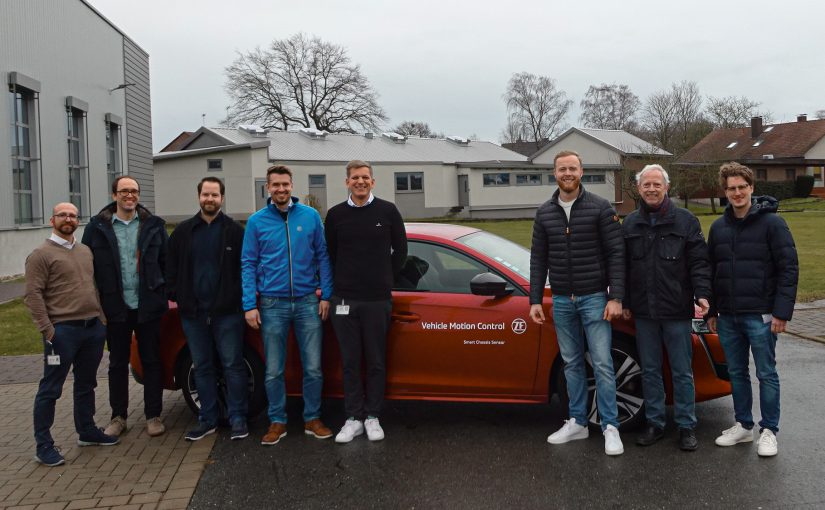 Die Köpfe hinter SenBel (v.l.): Frederic Böhse (ZF), Dr. Tobias Pobandt (ZF), Dr. Dennis Pape (ZF), Julian Stratmann (ZF), Alexander Lundberg (ZF), Carlos Wübbeler, Prof.Dr. Clemens Westerkamp, Dr. Simon Ehlers (imes Leibniz Uni Hannover) (Foto: ZF Friedrichshafen AG).